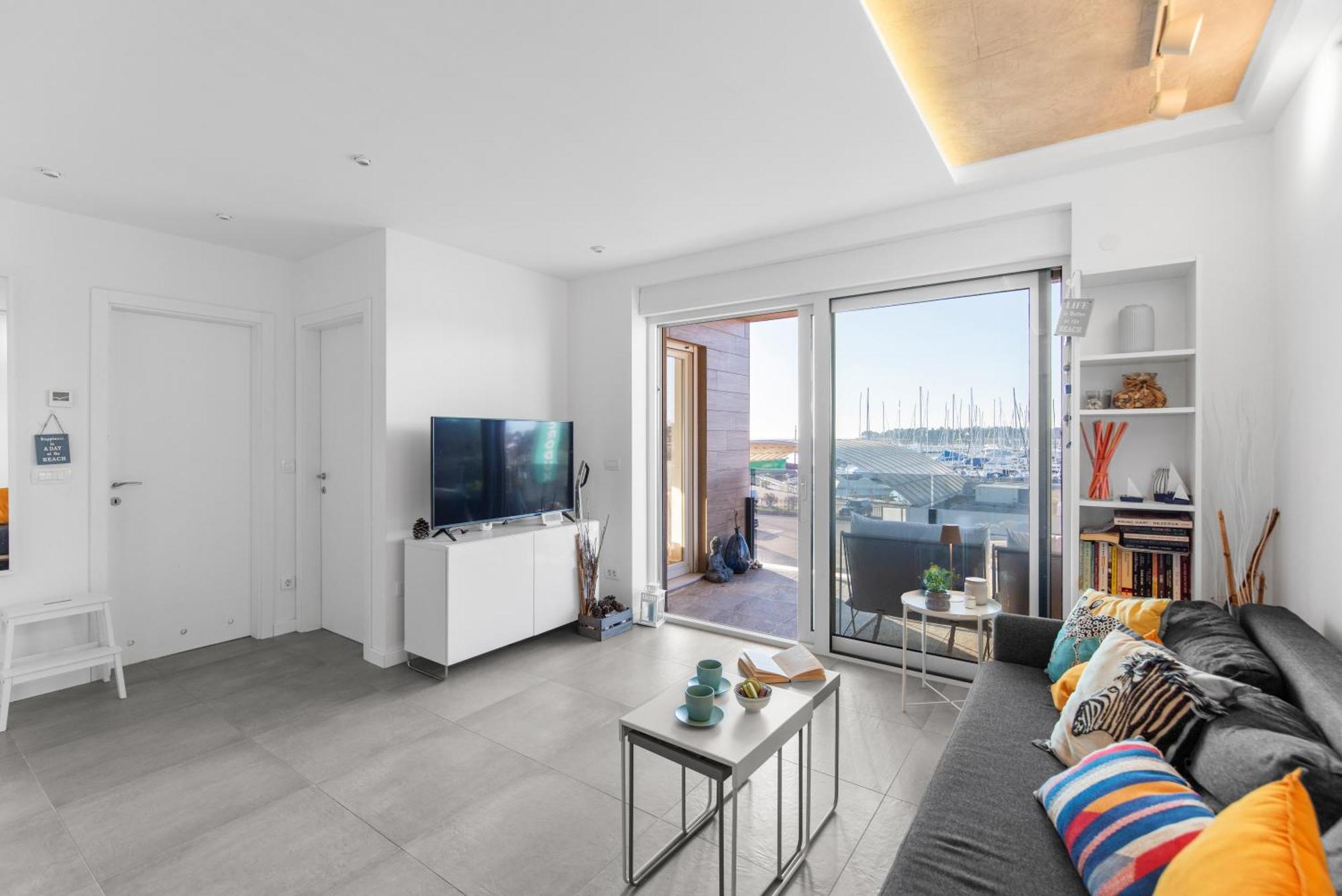 Novigrad Istria Apartments Mia מראה חיצוני תמונה