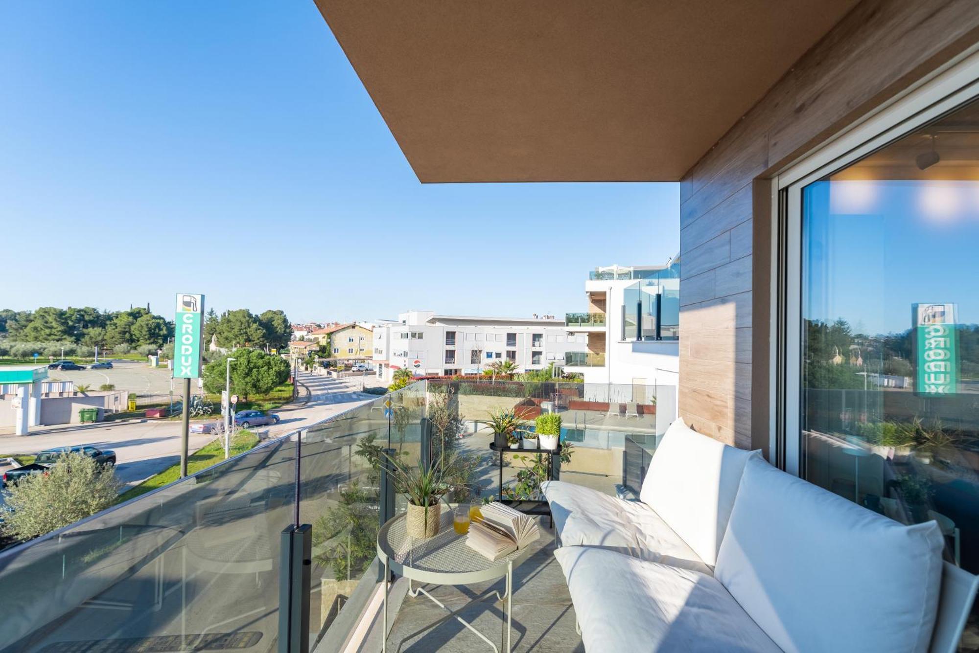 Novigrad Istria Apartments Mia מראה חיצוני תמונה